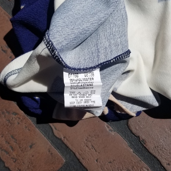 ASOS AX Paris Floral Print Wrap Pencil Dress With Cold Shoulder Size 8 - Picture 7 of 8